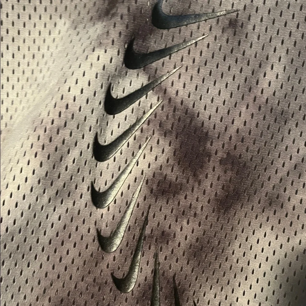 Nike Icon Clash Gray Mesh T-Shirt